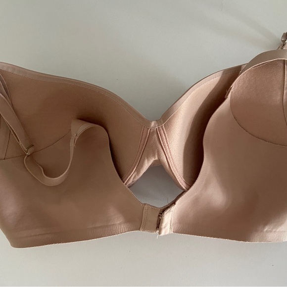 La Vie En Rose Sleekback Bra - Picture 2 of 4